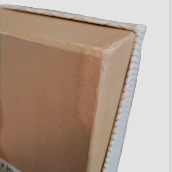 NIB LOVE THIS LIFE "FAMILY" CHARM BRACELET - Picture 6 of 6